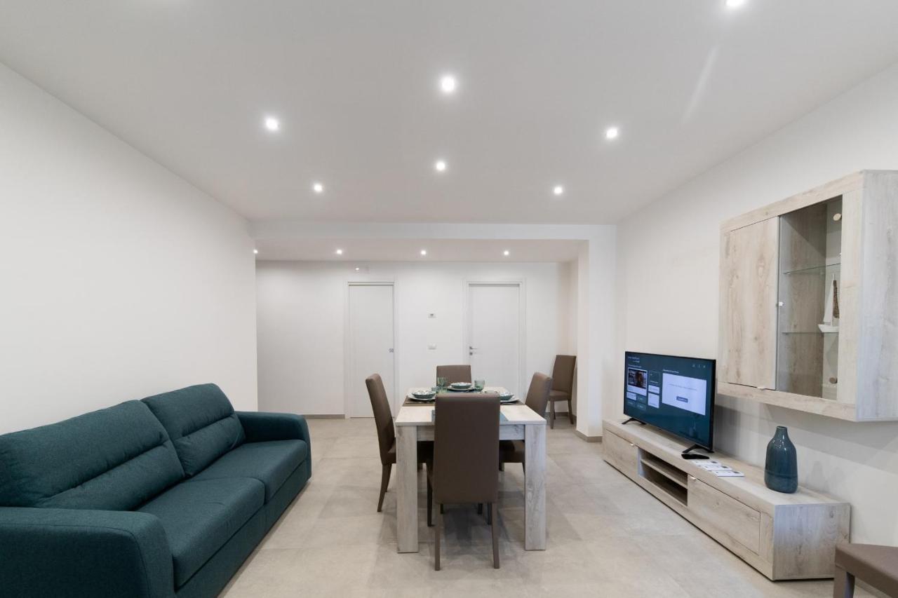 Plume Apartment By Wonderful Italy บารี ภายนอก รูปภาพ